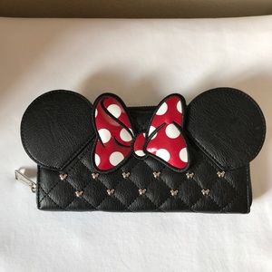 Disney Loungefly Minnie Mouse Wallet